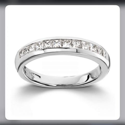 Diamant ring selges