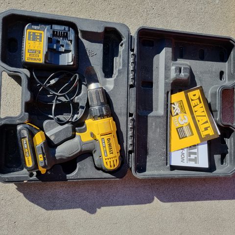 Dewalt 14.4v batteridrill.