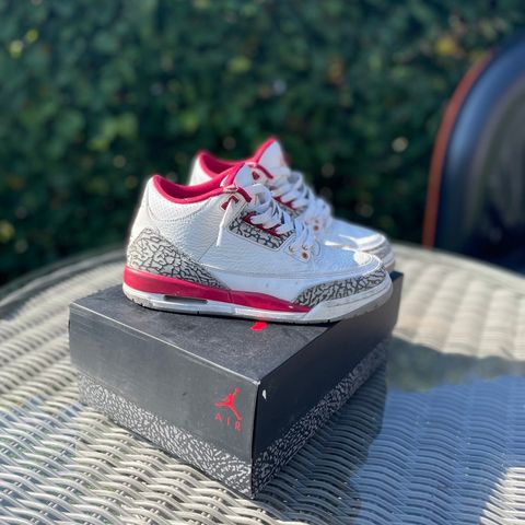 Jordan 3 Gardinal red str40