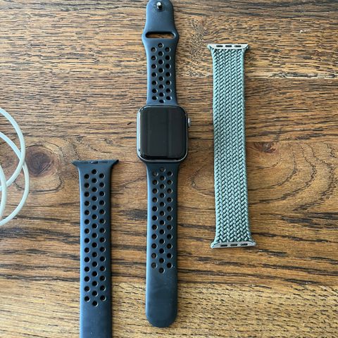 Apple Watch 5 series Nike edition 44mm