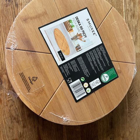 Pizza board, pizza servering