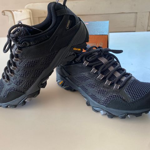 Merell goretex sko