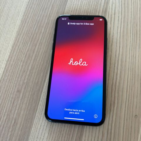 iPhone XS (reservert til onsdag for 1100)