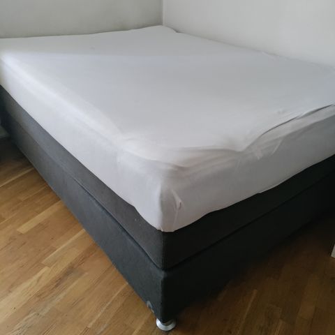 Double sized bed