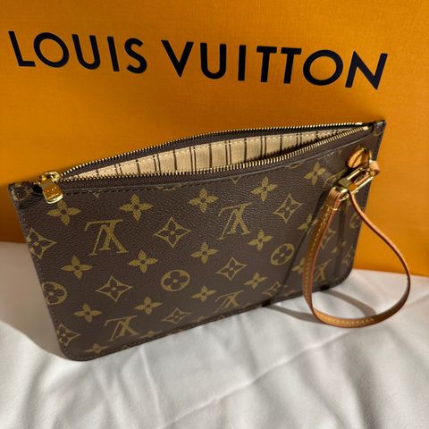 Louis Vuitton Pochetta