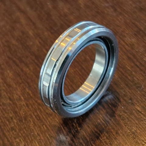 Ring spinner, fidget