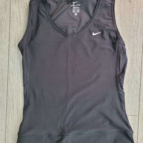 Nike treningstopp str S