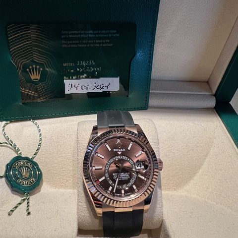 Rolex Sky-Dweller 336235 42mm Rosegull med chocolate skive & Fluted Bezel