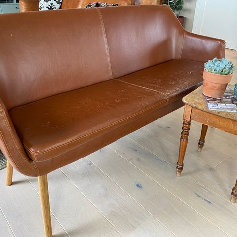 Liten og sjarmerende spisesofa eller sofa