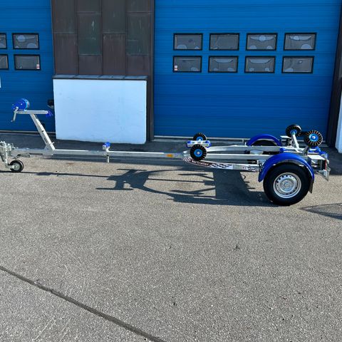 NorTrailer 1350 kg m/brems opp til 20 fot begrenset antall nå kun 4 stk på lager