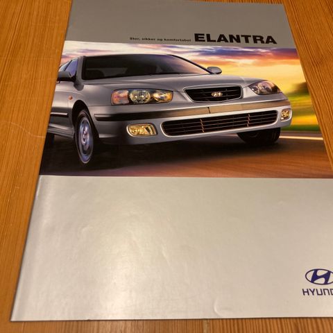 BILBROSJYRE - HYUNDAI ELANTRA - 2004