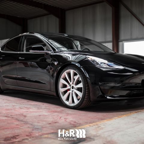 Tesla Moddl 3 - H&R 30mm Senkefjærer 28659-1