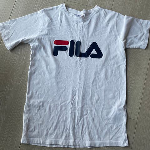 Tshorter str S, GANT og FILA