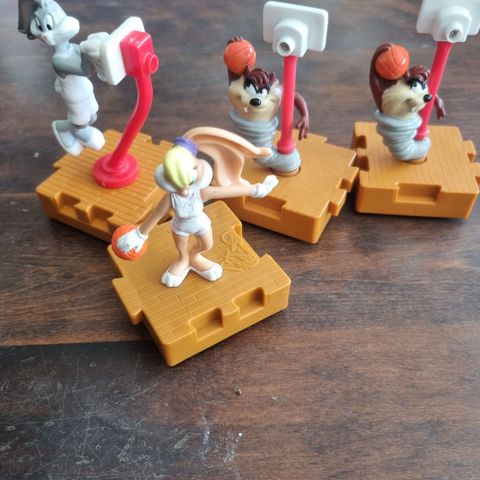 Space Jam figurer