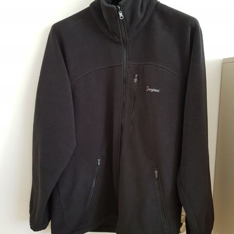 Stilig Berghaus fleece-jakke, str. L