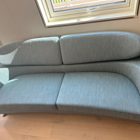 Sting sofa og to svingstoler