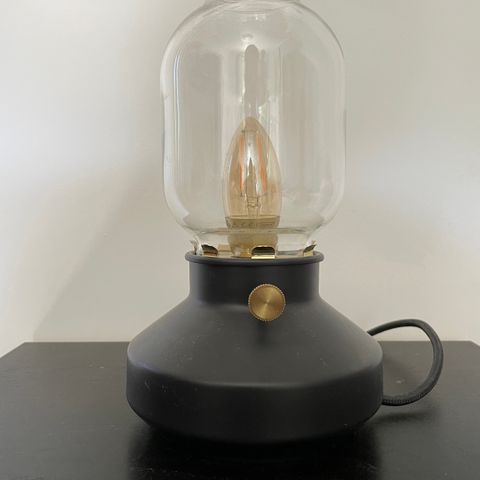 IKEA TÄRNABY bordlampe