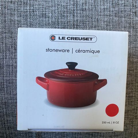 Le cruset Stoneware| ceramique petit round casserole