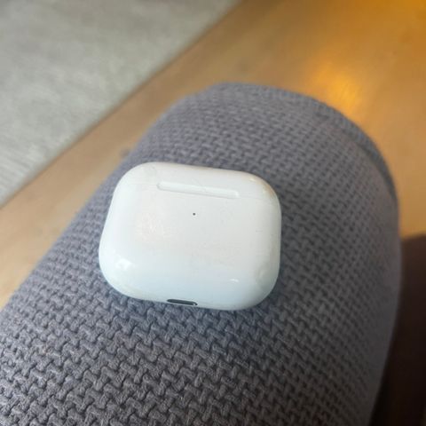 AirPods 3