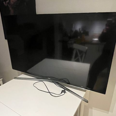 Samsung 48” TV