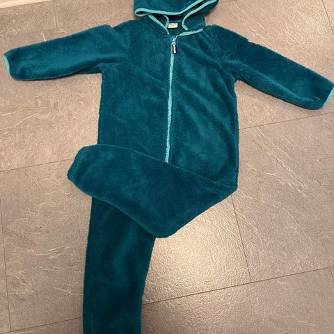 Litt brukt polar fleece dress fra P.O.P