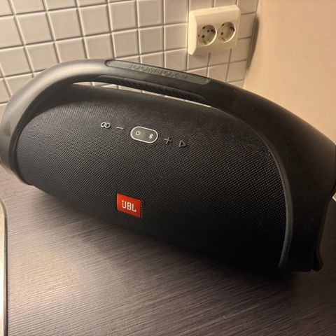 JBL BOOMBOX 2