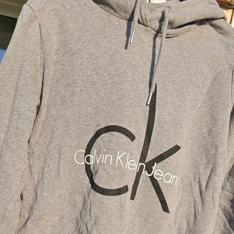 Calvin Klein Genser