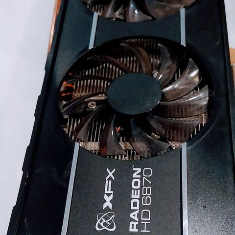 XFX Radeon HD 6870 1GB GDDR5 "Dual Fan"

Selges