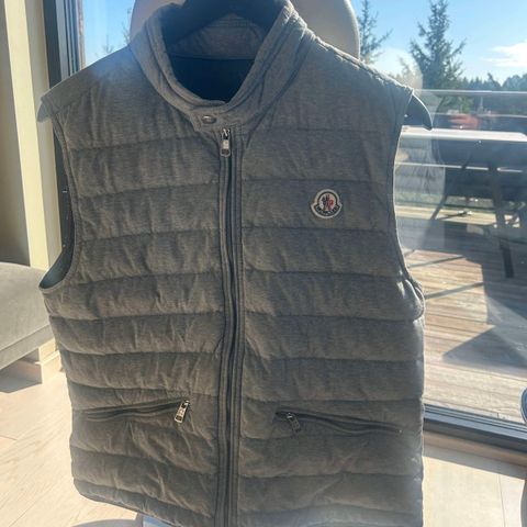 Moncler gilet vest - Size 3