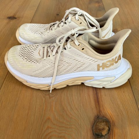 Hoka clifton edge 7.5 - 39 og 1/3