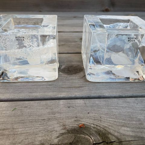 2x Kosta Boda Brick lyslykt. Lysblå/hvit/klart glass