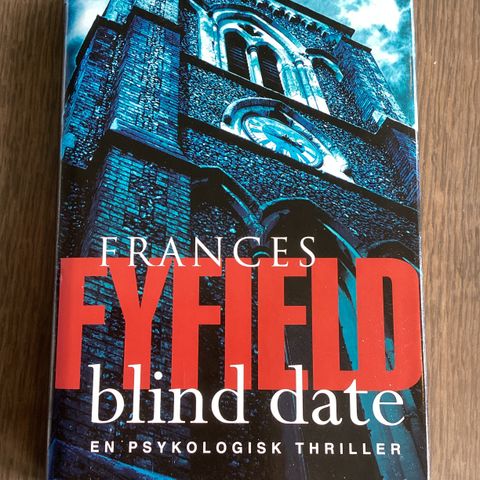 Frances Fyfield, Blind date