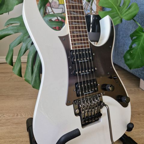 Ibanez RG2550Z Prestige (Japan - 2011) selges