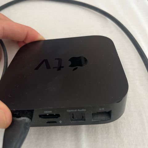 Eldre Apple tv selges billig