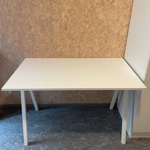 Ikea skrivebord