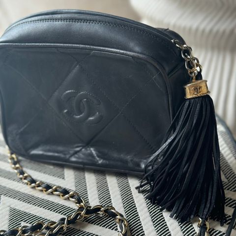 Nydelig Vintage Chanel veske selges rimelig