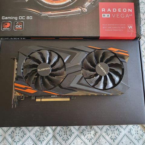 GIGABYTE - RX VEGA 64