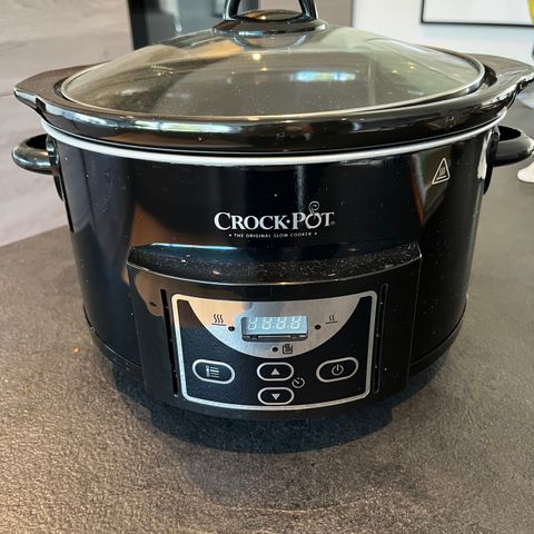 Pent brukt Crock-pot slow cooker til salgs