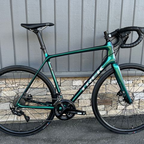 Trek Emonda SL5  - Veilpris 31 990,- | Shimano 105 - Size 58 |