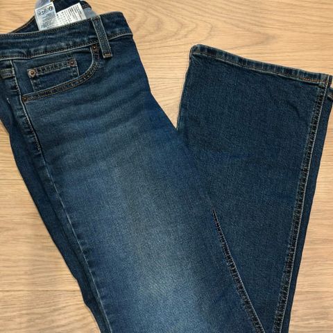 Levis jeans