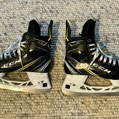 CCM Super Tacks