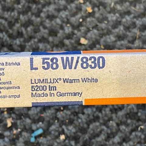 Osram lysrør 58W og 36W    Begge Warm White