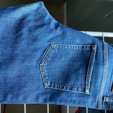 Jeans str W27/L32 Lindex