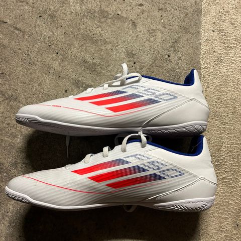 Adidas F50 innesko