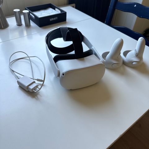 Oculus Quest 2 64GB med Elite-reim