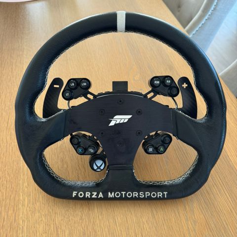 Fanatec universal hub v2