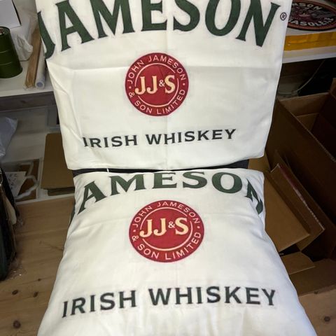 Trekk Til Pynte Pute Med Bilde Av JAMESON Irish Whiskey 45X45 cm