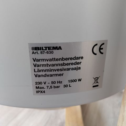 30 liter varmtvannsbereder