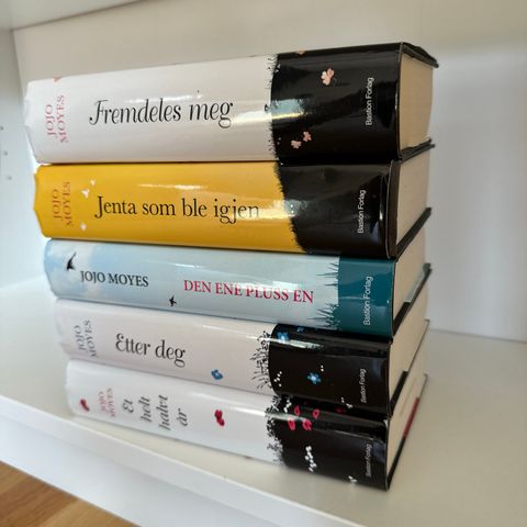 Diverse Jojo Moyes bøker til salgs