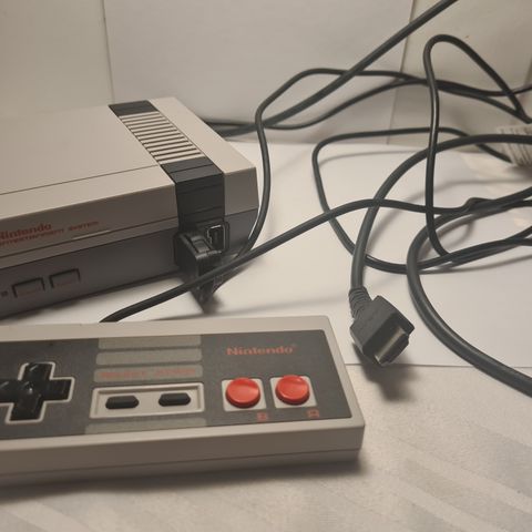 Nintendo Classic Mini NES - GRATIS FRAKT